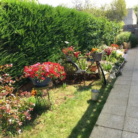 Petit De L'ermitage 居让梅斯特拉