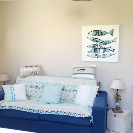 Petit De L'ermitage *