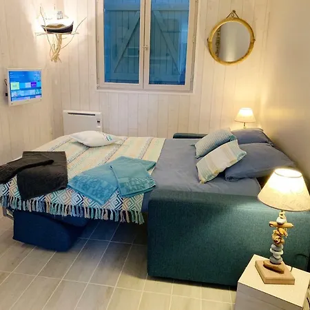 Petit De L'ermitage * 居让梅斯特拉