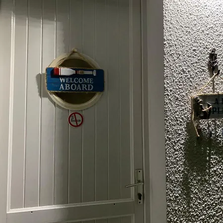 Petit De L'ermitage 公寓 *