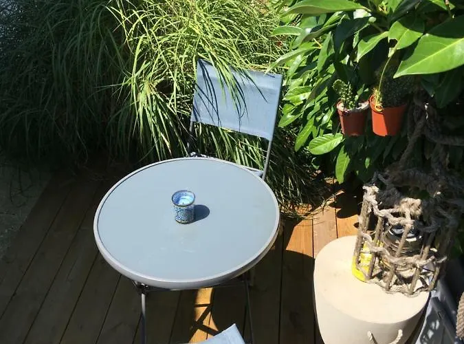 Petit De L'ermitage *