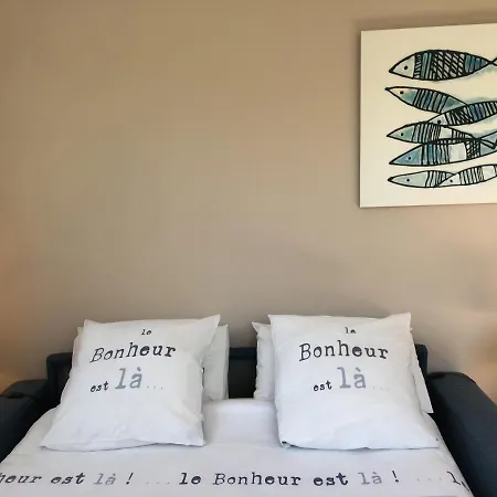 Petit De L'ermitage *